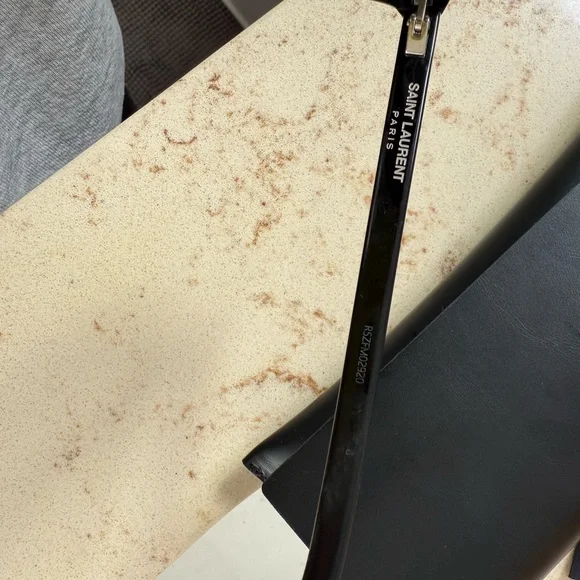 Saint Laurent Sunglasses - Picture 4 of 5